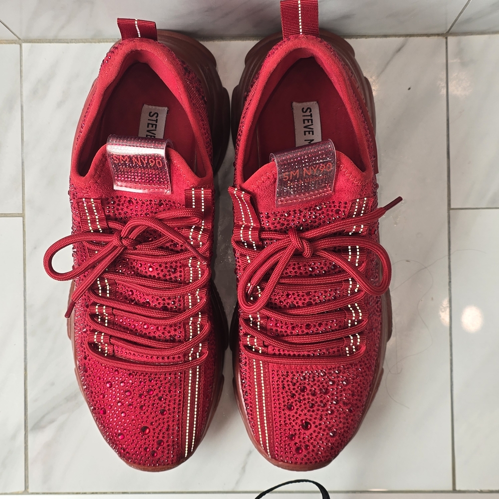 Stylish Red Women's Sneakers